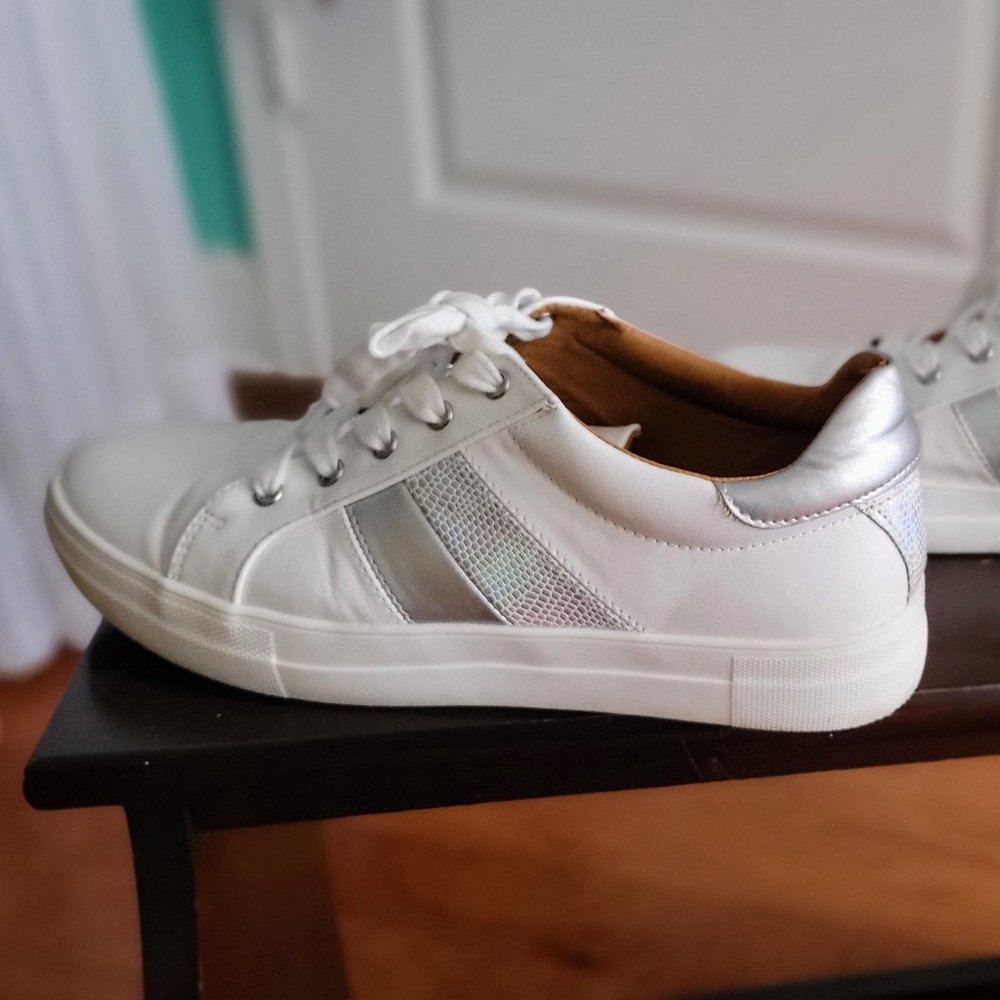 Report Roane Women sneakers sz 10